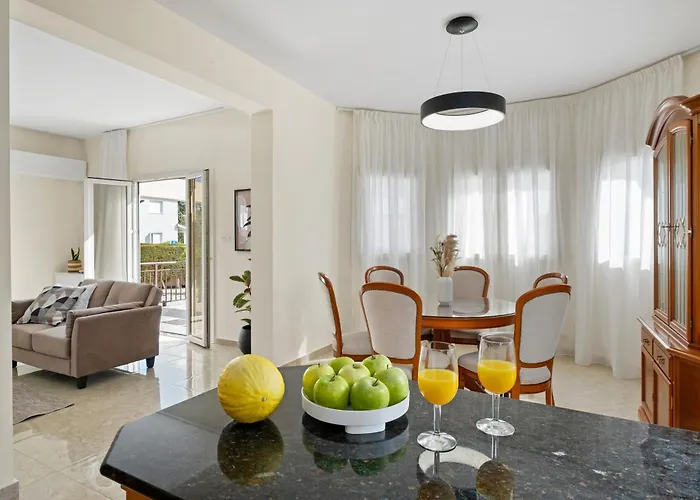 Cielo Luxury By Nomads - Walk To Coral Bay Вилла Пейя